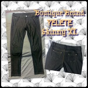 ᗷOᑌTIᑫᑌE 𖤐𖤐YEᒪETE𖤐𖤐 ᗪᗩᖇK ᒍEGGIᑎGᔕ